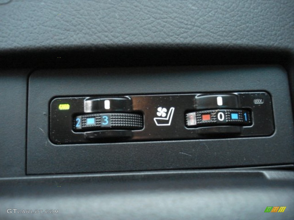 2010 Lexus RX 350 AWD Controls Photo #72821740