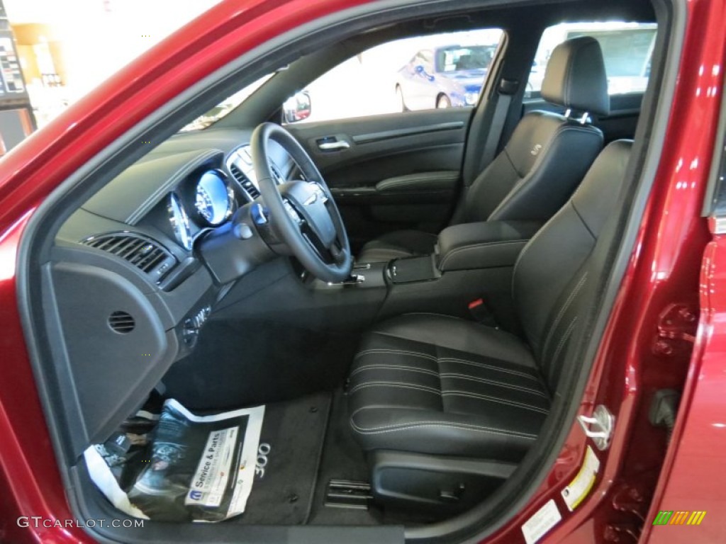 2013 Chrysler 300 S V6 Front Seat Photo #72823041
