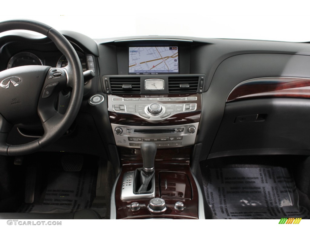 2012 Infiniti M 37x AWD Sedan Controls Photo #72827166