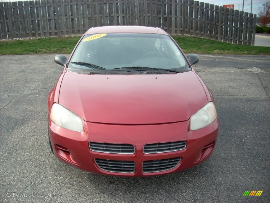 2001 Stratus SE Sedan - Inferno Red Tinted Pearl / Dark Slate Gray photo #14