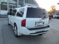 Tuscan White Pearl - QX 56 4WD Photo No. 4