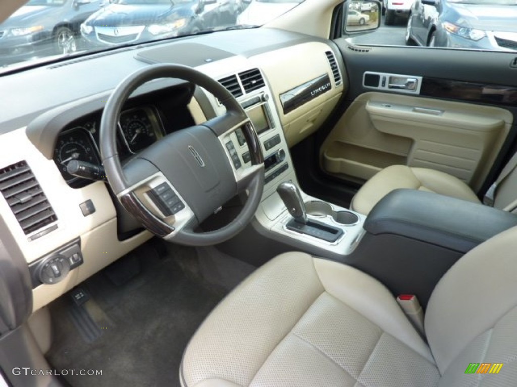 2009 MKX AWD - White Suede / Camel photo #16