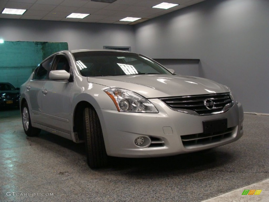 2010 Altima 2.5 - Radiant Silver / Charcoal photo #1