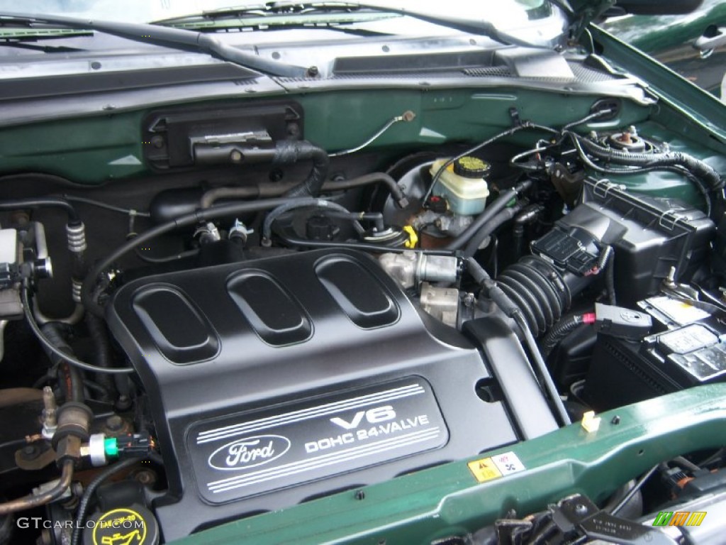2002 Ford Escape XLT V6 4WD Engine Photos