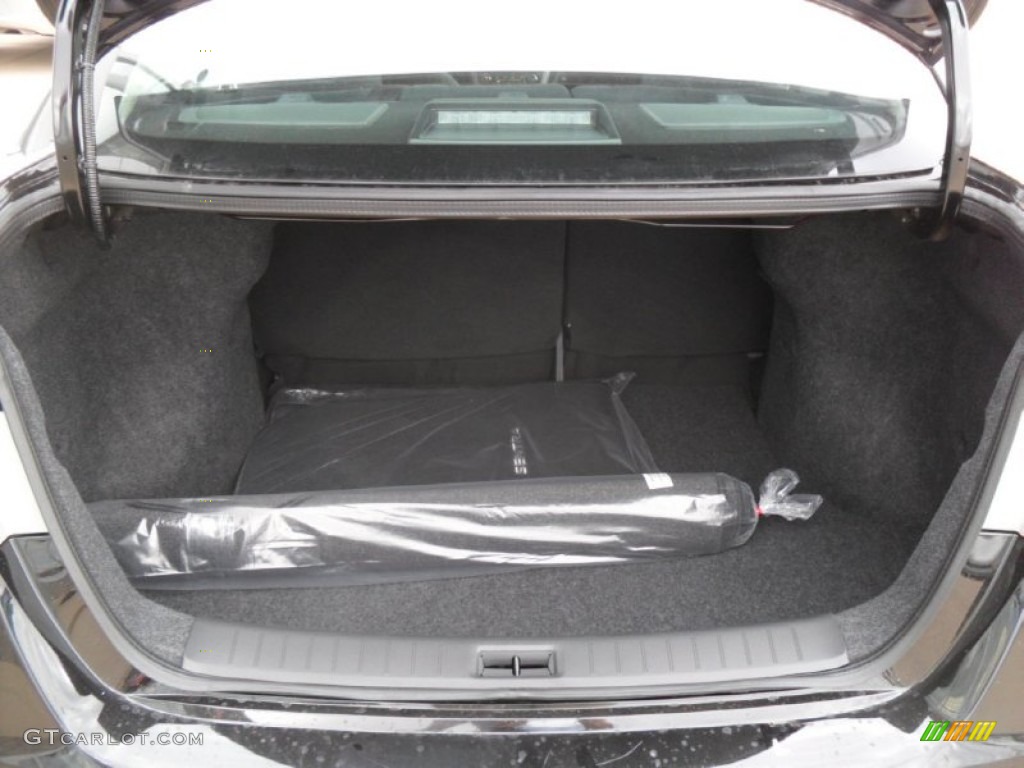 2013 Sentra SV - Super Black / Charcoal photo #7