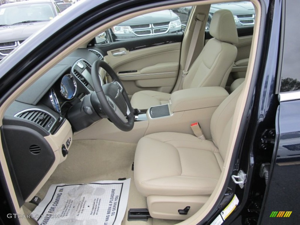 2012 Chrysler 300 Limited Front Seat Photos