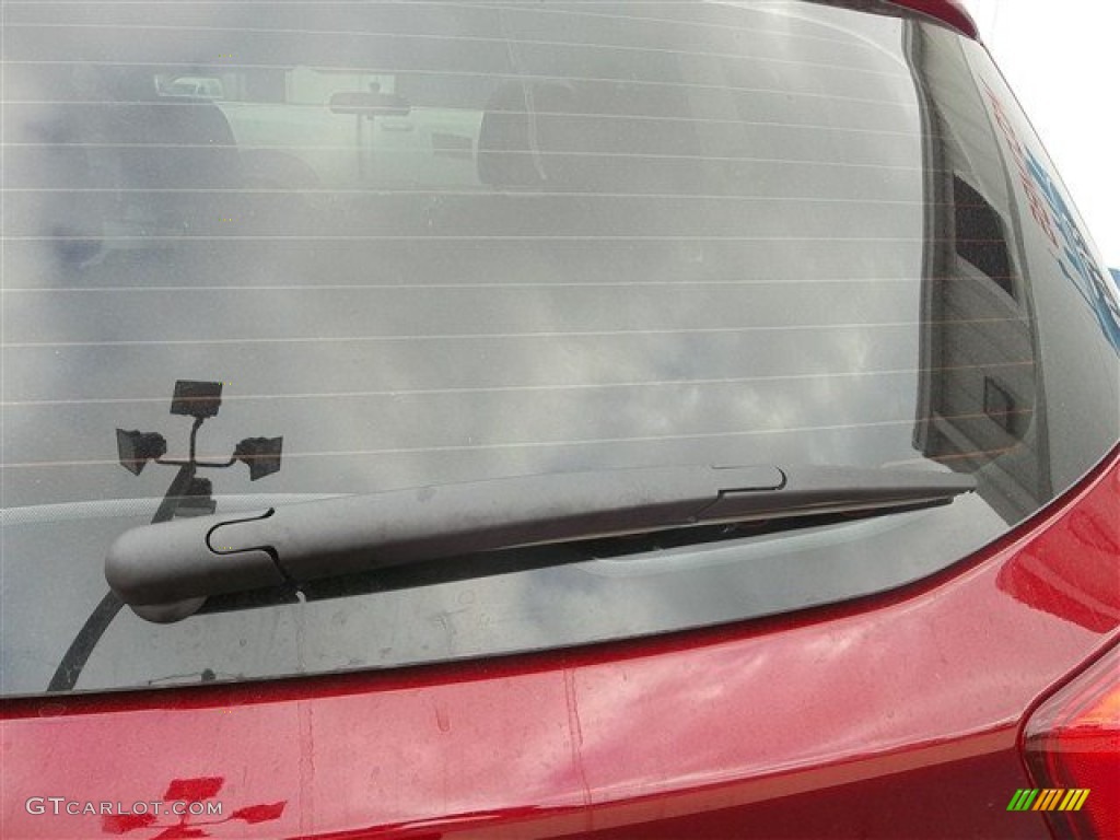 2013 C-Max Hybrid SE - Ruby Red / Medium Light Stone photo #11