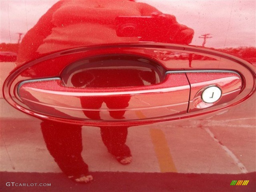 2013 C-Max Hybrid SE - Ruby Red / Medium Light Stone photo #24