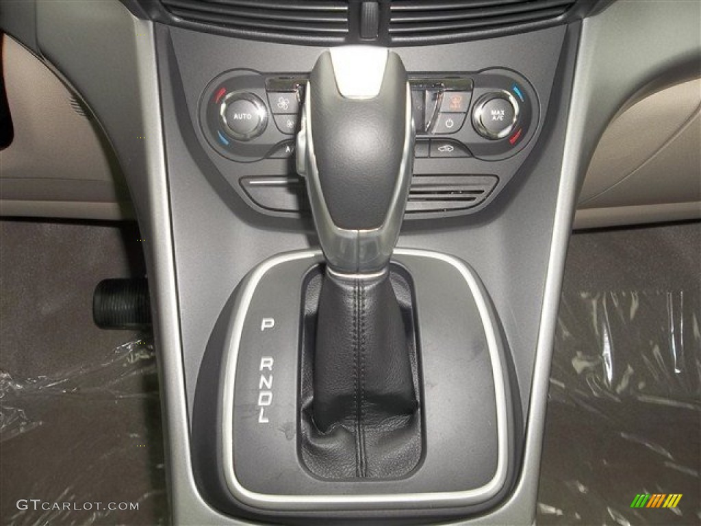 2013 C-Max Hybrid SE - Ruby Red / Medium Light Stone photo #45