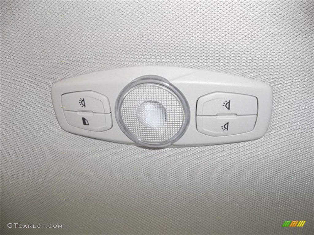 2013 C-Max Hybrid SE - Ruby Red / Medium Light Stone photo #50