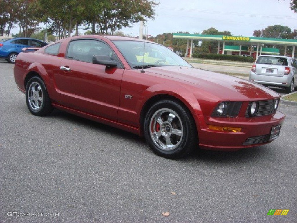 2006 Mustang GT Deluxe Coupe - Redfire Metallic / Dark Charcoal photo #2