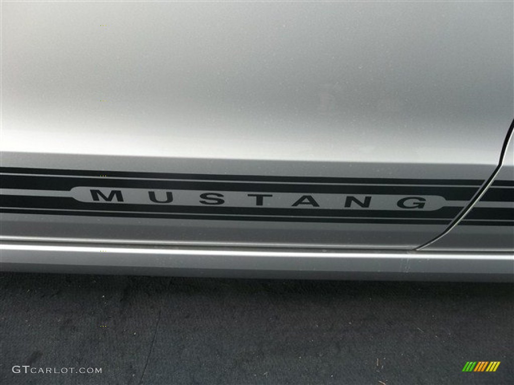 2013 Mustang V6 Coupe - Ingot Silver Metallic / Charcoal Black photo #12