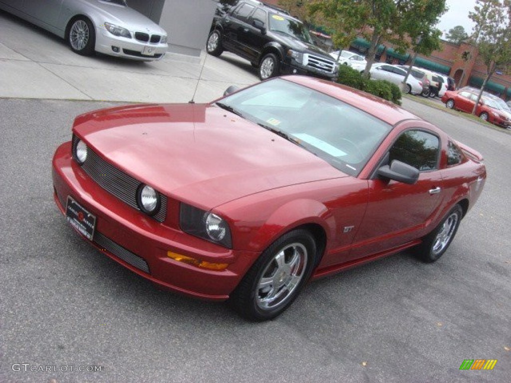 2006 Mustang GT Deluxe Coupe - Redfire Metallic / Dark Charcoal photo #11