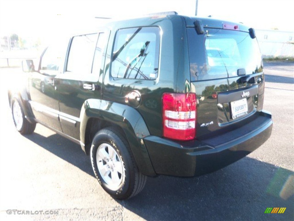 2011 Liberty Sport 4x4 - Natural Green Metallic / Dark Slate Gray photo #5