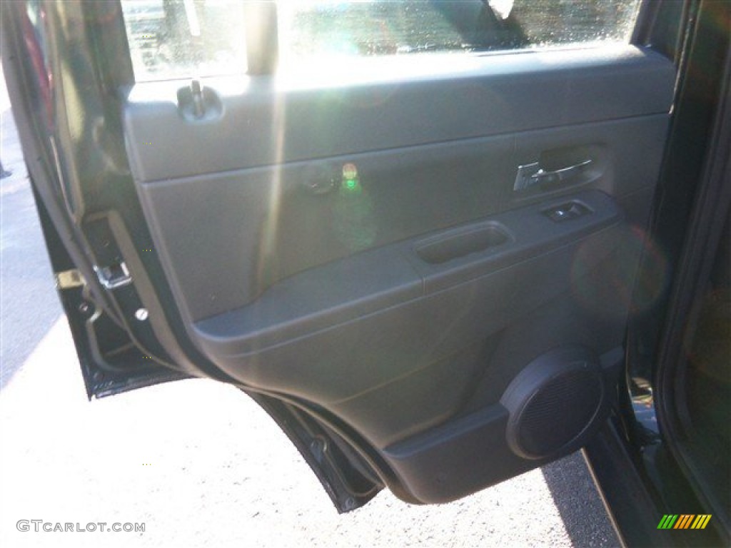 2011 Liberty Sport 4x4 - Natural Green Metallic / Dark Slate Gray photo #10