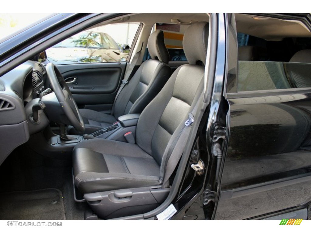 2004 Volvo V40 Standard V40 Model Front Seat Photo #72845958