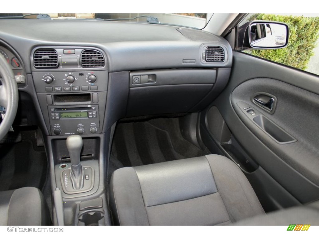 2004 Volvo V40 Standard V40 Model Graphite Dashboard Photo #72846096