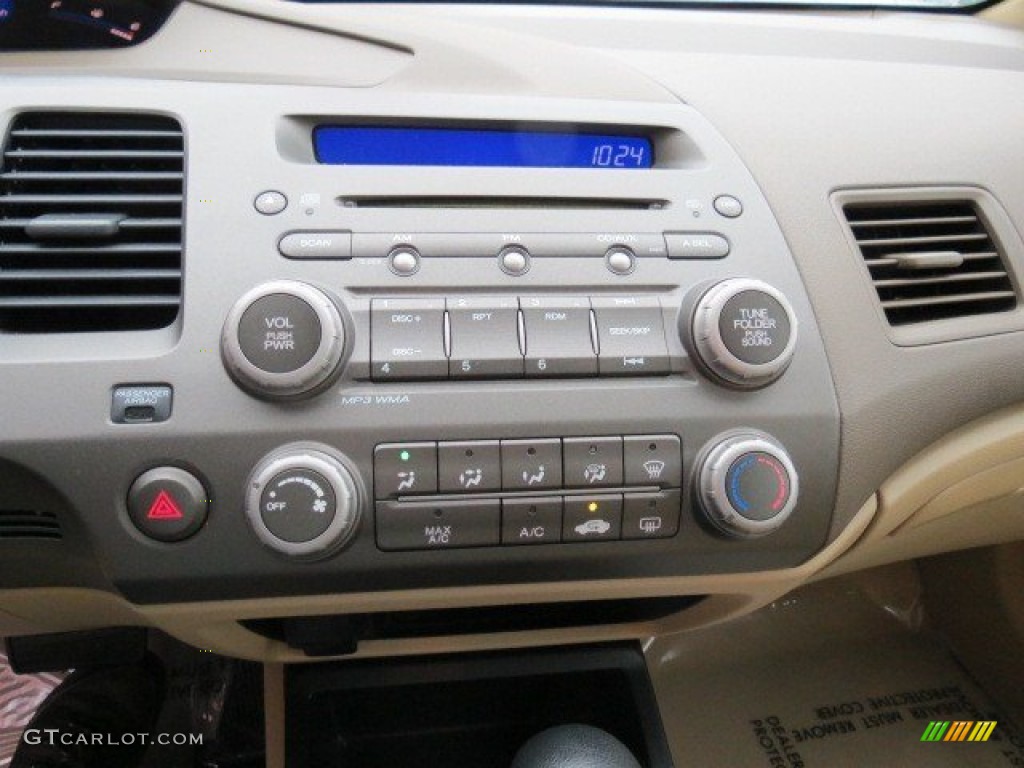 2007 Honda Civic LX Sedan Controls Photo #72846117