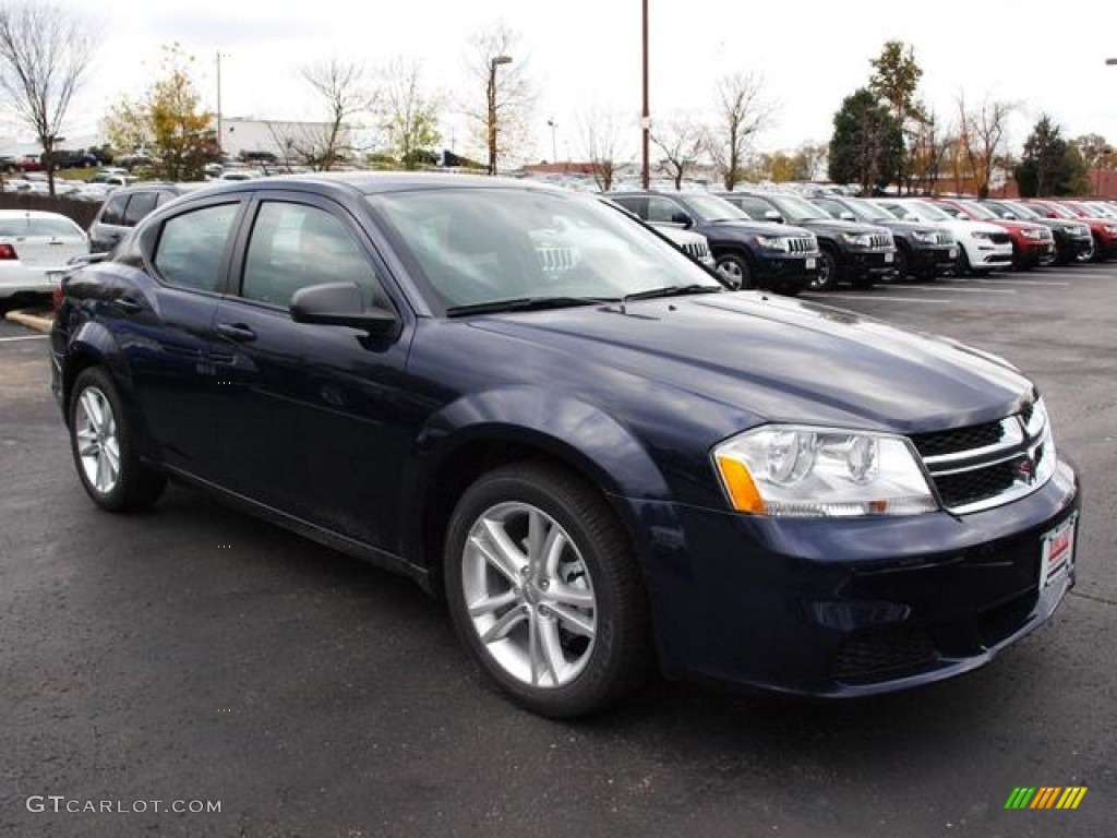 2013 Avenger SE V6 - True Blue Pearl / Black photo #2