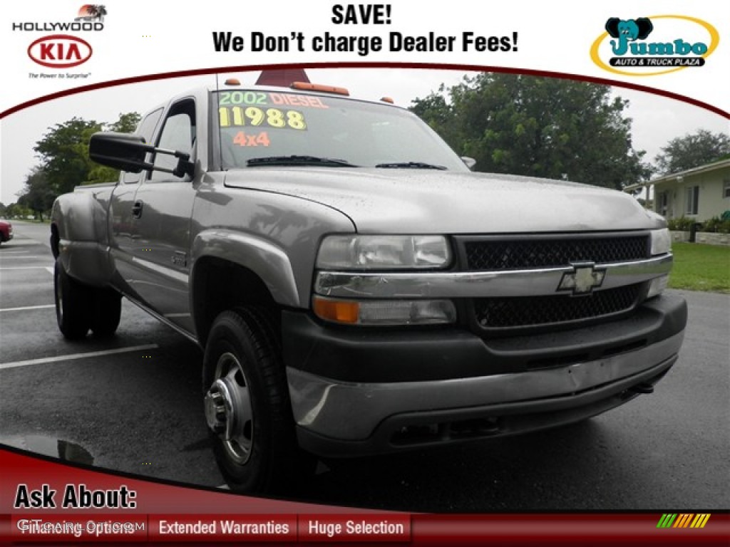 2002 Silverado 3500 LS Extended Cab 4x4 Dually - Light Pewter Metallic / Graphite photo #1