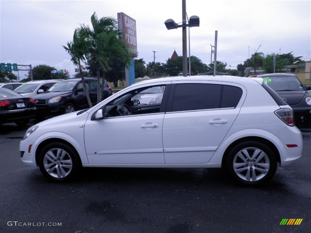 2008 Astra XR Sedan - Arctic White / Charcoal photo #12