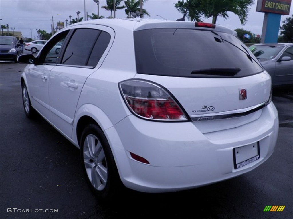 2008 Astra XR Sedan - Arctic White / Charcoal photo #13