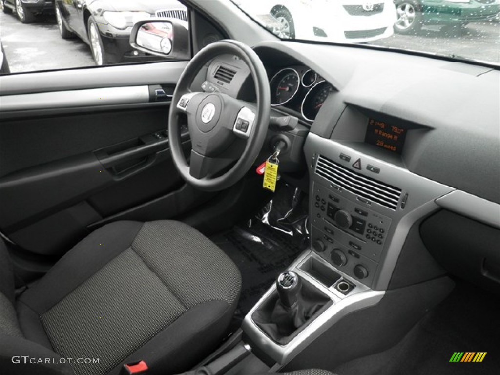 2008 Astra XR Sedan - Arctic White / Charcoal photo #23