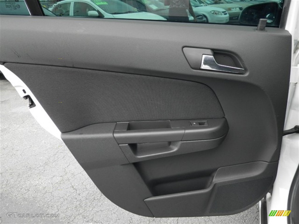 2008 Astra XR Sedan - Arctic White / Charcoal photo #29