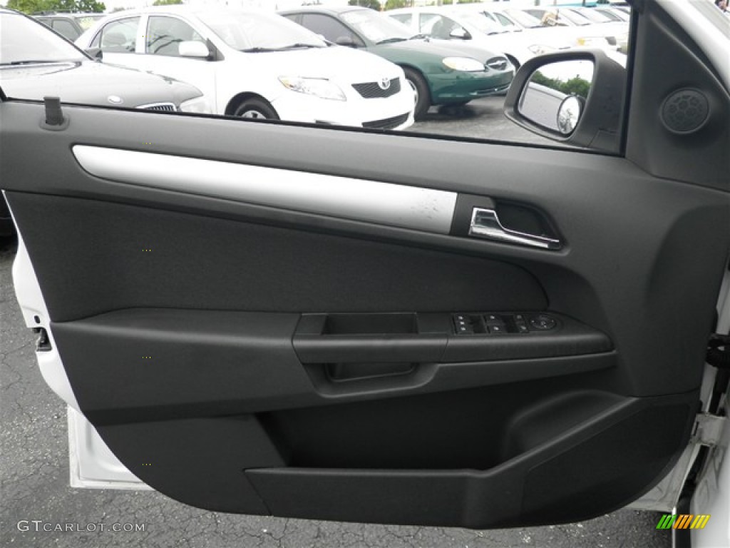 2008 Astra XR Sedan - Arctic White / Charcoal photo #30