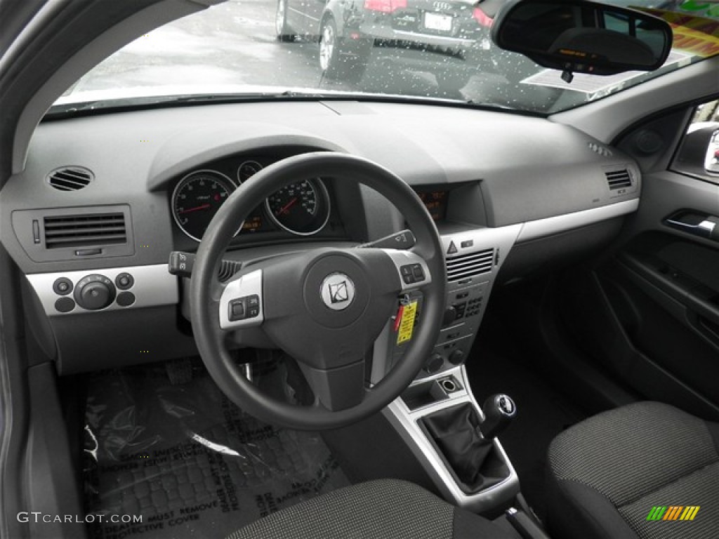 2008 Astra XR Sedan - Arctic White / Charcoal photo #33