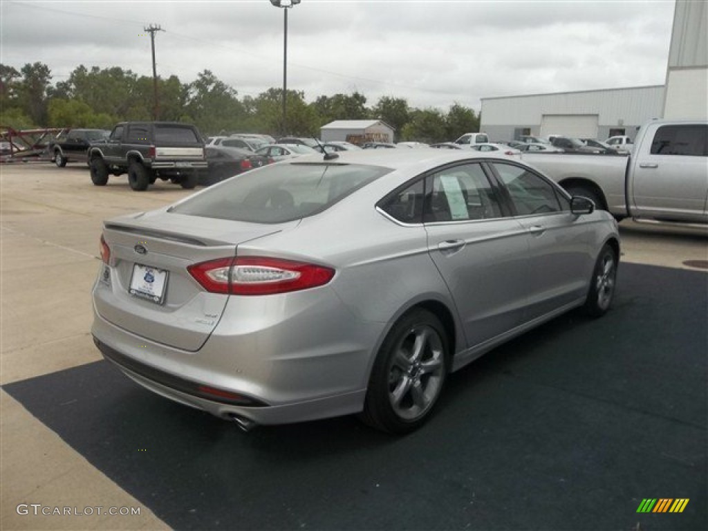 2013 Fusion SE 1.6 EcoBoost - Ingot Silver Metallic / SE Appearance Package Charcoal Black/Red Stitching photo #10