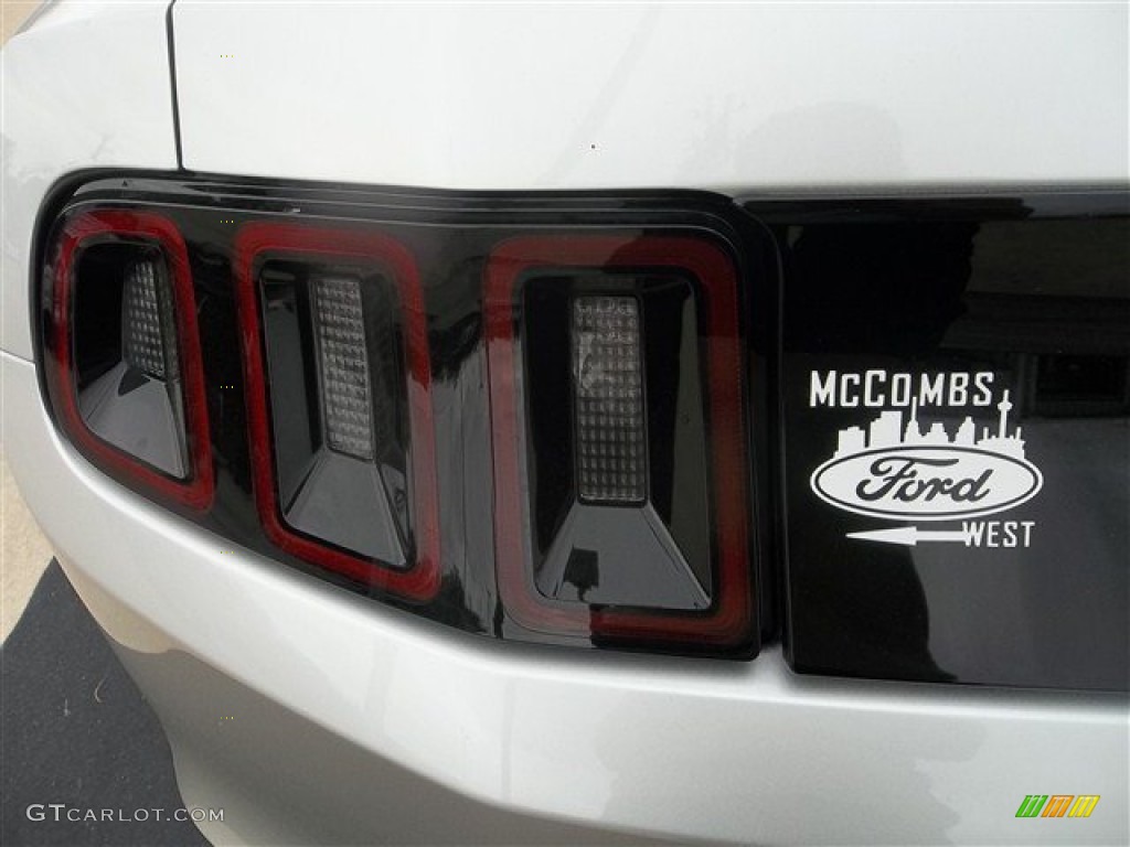 2013 Mustang V6 Coupe - Ingot Silver Metallic / Charcoal Black photo #7
