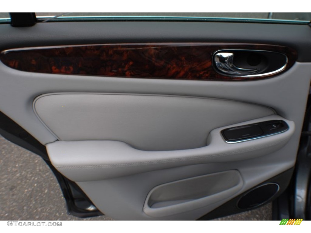 2004 Jaguar XJ XJ8 Dove Door Panel Photo #72858870