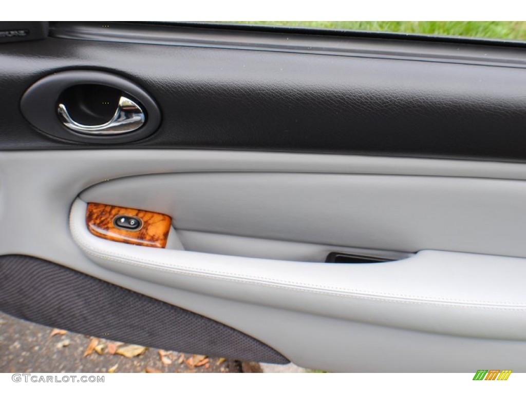 2005 Jaguar XK XK8 Convertible Ivory Door Panel Photo #72859152