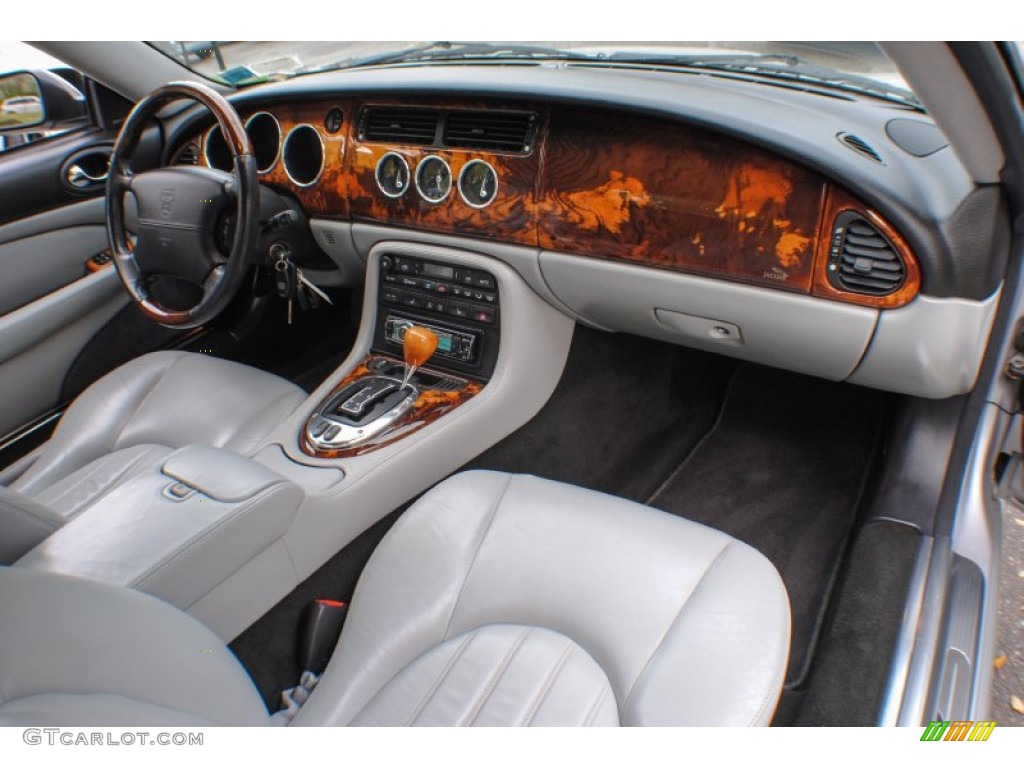 Ivory Interior 2005 Jaguar XK XK8 Convertible Photo #72859158