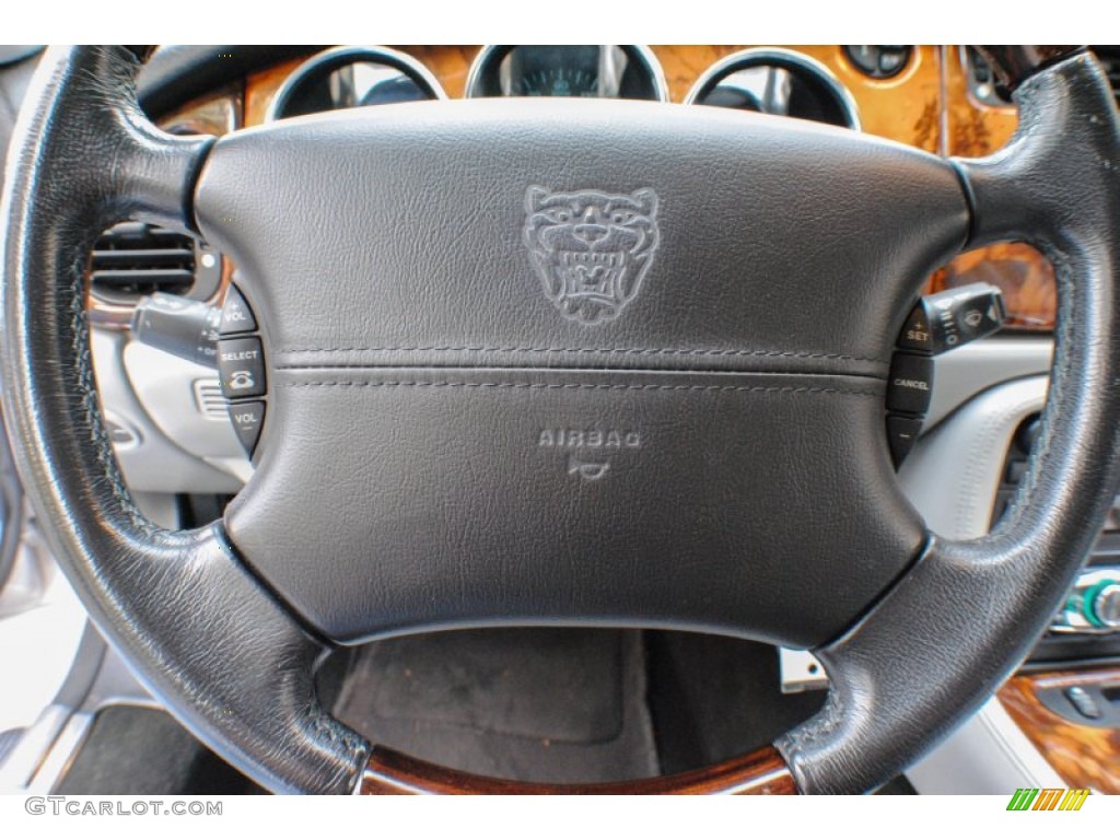 2005 Jaguar XK XK8 Convertible Ivory Steering Wheel Photo #72859182