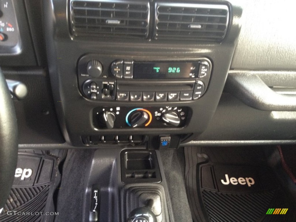 2004 Wrangler Sport 4x4 - Sienna Pearl / Dark Slate Gray photo #18