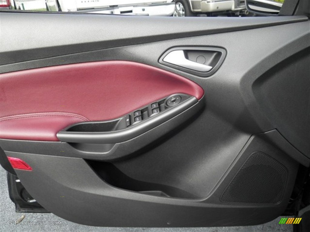 2012 Ford Focus SE Sport Sedan Door Panel Photos