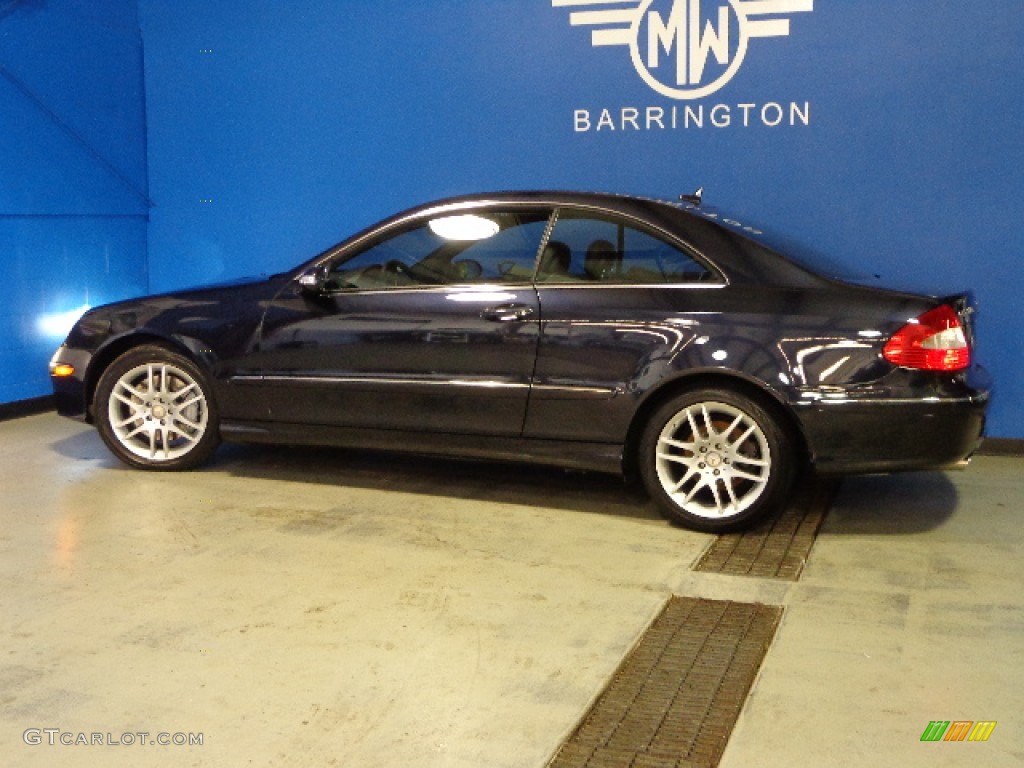2008 CLK 350 Coupe - Majestic Black Metallic / Black photo #4