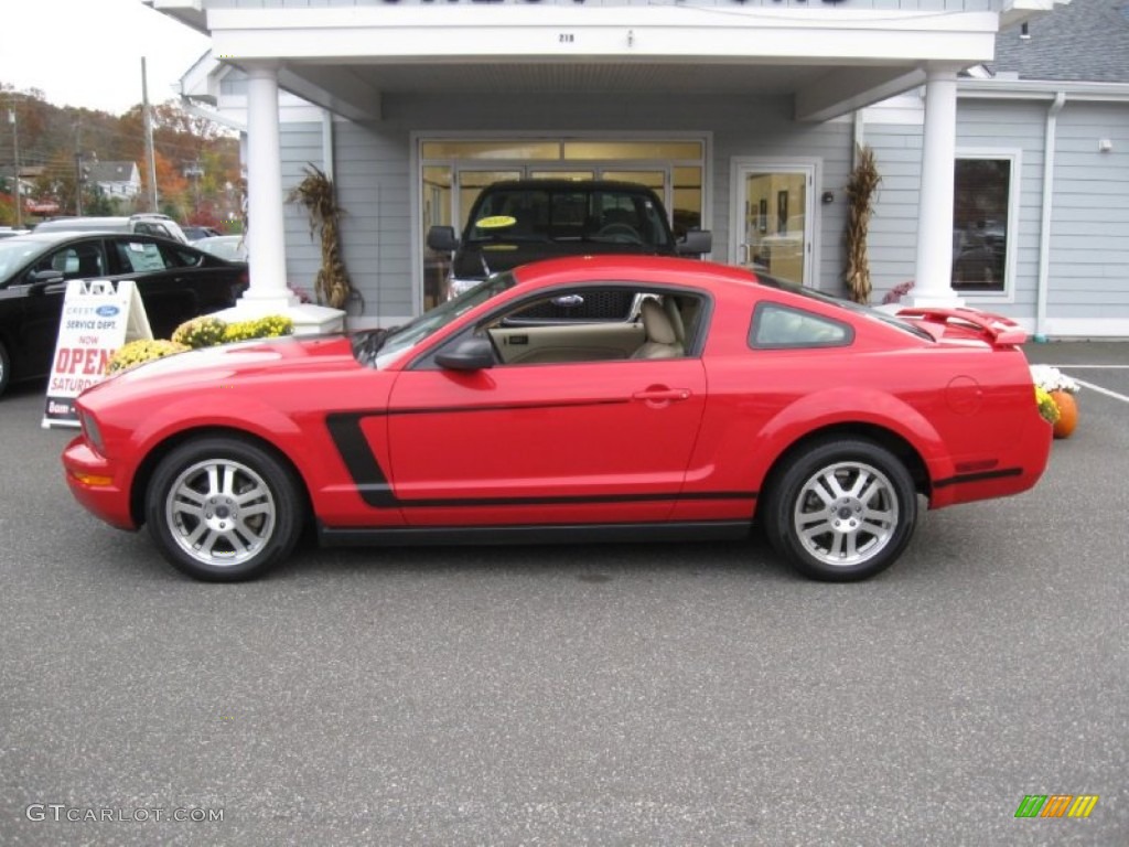 2005 Mustang V6 Premium Coupe - Torch Red / Medium Parchment photo #4