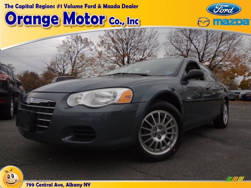 2005 Sebring Touring Sedan - Graphite Metallic / Dark Slate Gray photo #1