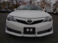 Super White - Camry SE Photo No. 2