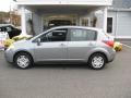 Magnetic Gray Metallic - Versa 1.8 S Hatchback Photo No. 4