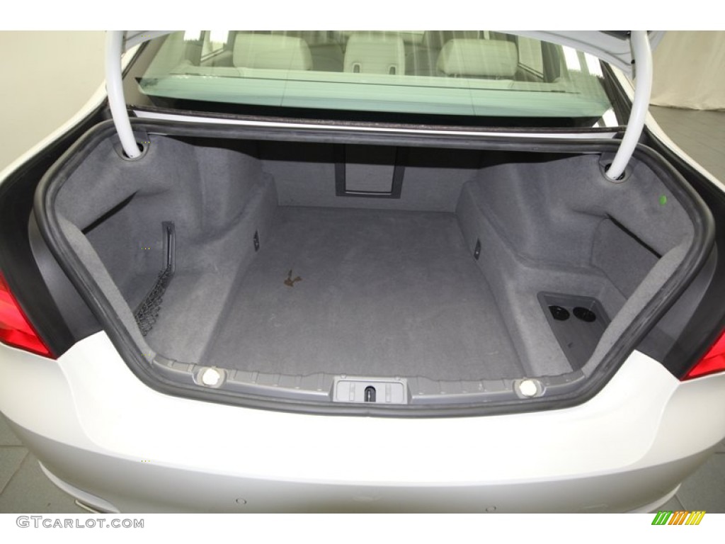 2009 BMW 7 Series 750i Sedan Trunk Photo #72868993