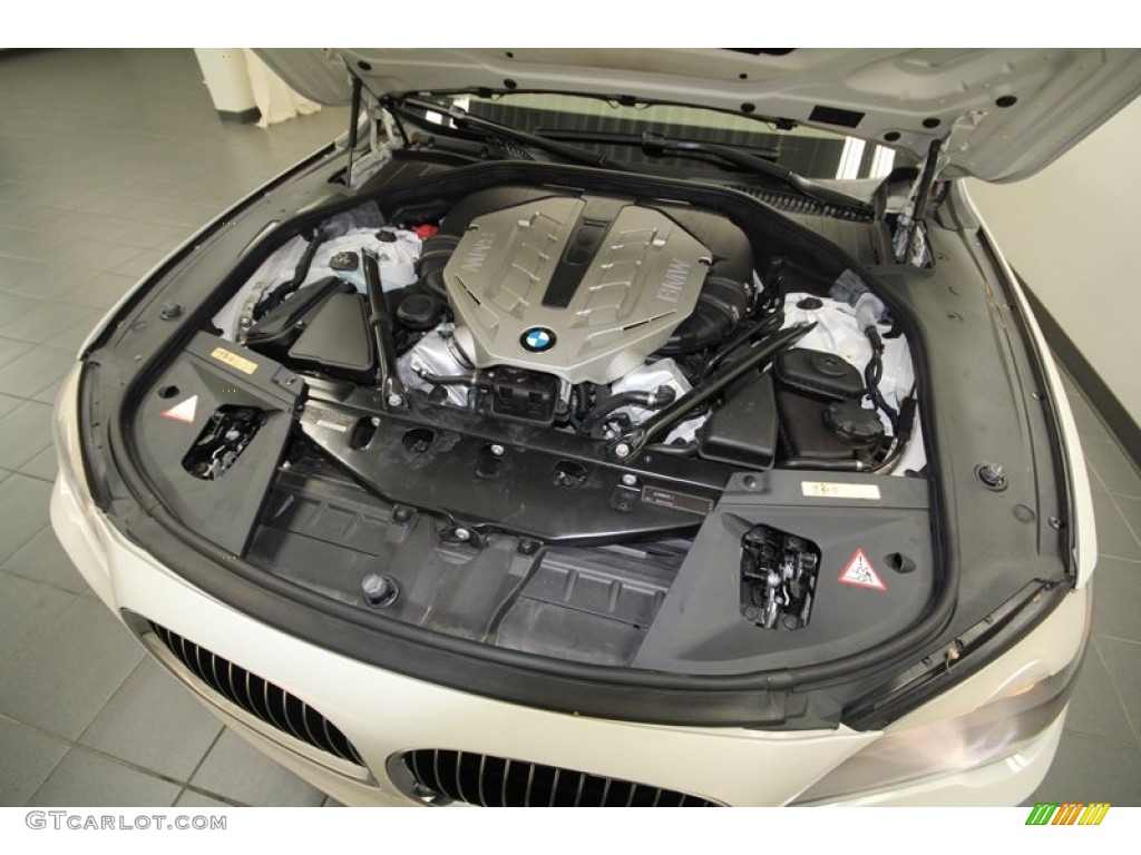 2009 BMW 7 Series 750i Sedan 4.4 Liter Twin-Turbo DOHC 32-Valve VVT V8 Engine Photo #72869256
