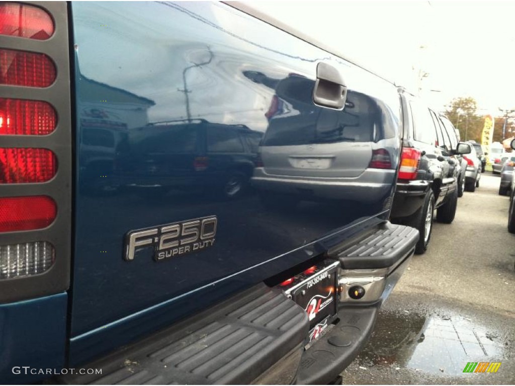 2001 F250 Super Duty XLT SuperCab 4x4 - Island Blue Metallic / Medium Parchment photo #16