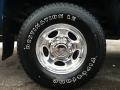 2001 Ford F250 Super Duty XLT SuperCab 4x4 Wheel and Tire Photo