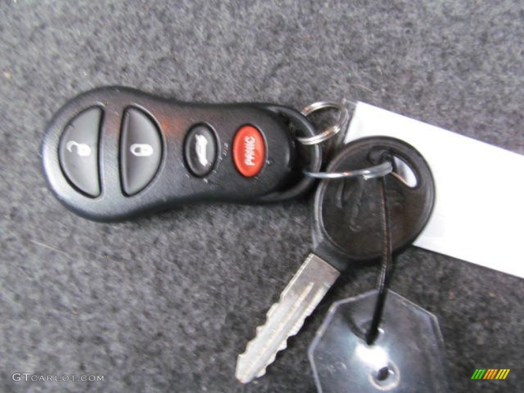 2001 Dodge Stratus SE Sedan Keys Photos