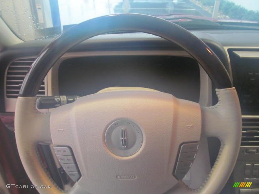 2003 Aviator Luxury AWD - Vivid Red Metallic / Light Parchment photo #20