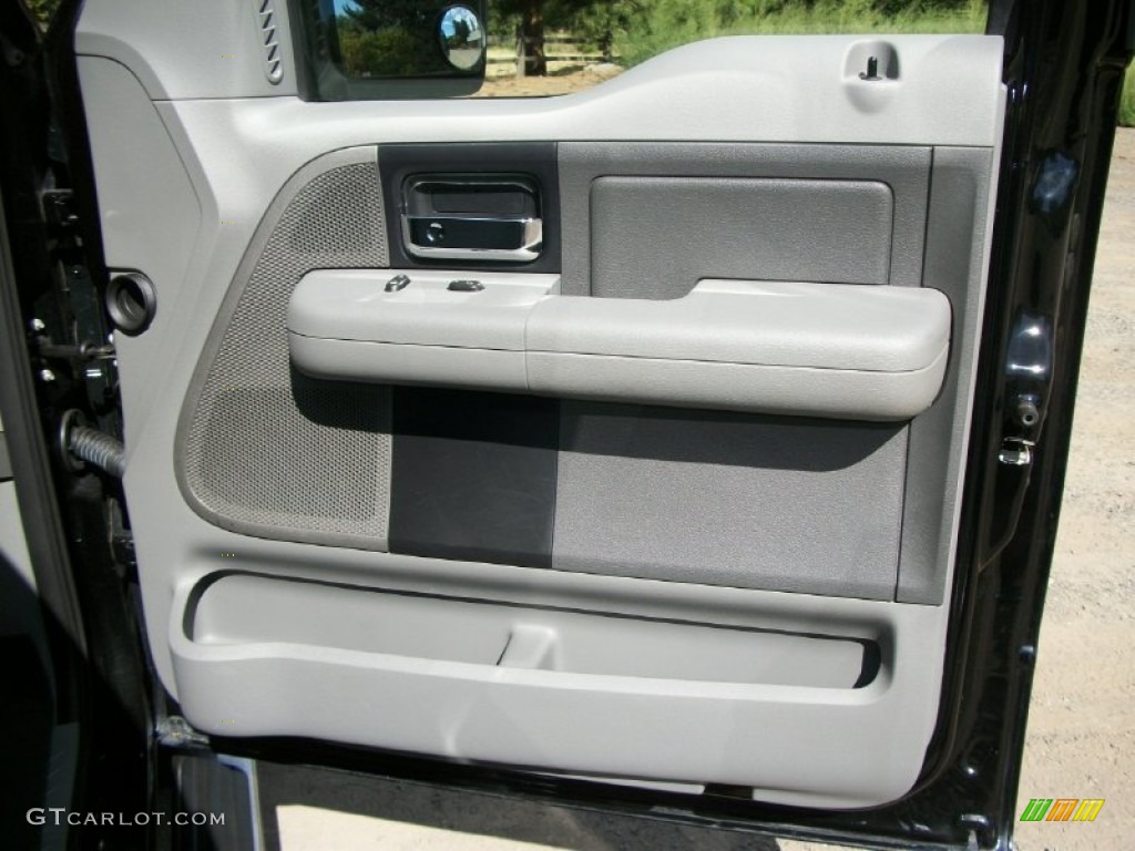 2006 F150 XLT SuperCrew 4x4 - Black / Medium/Dark Flint photo #23